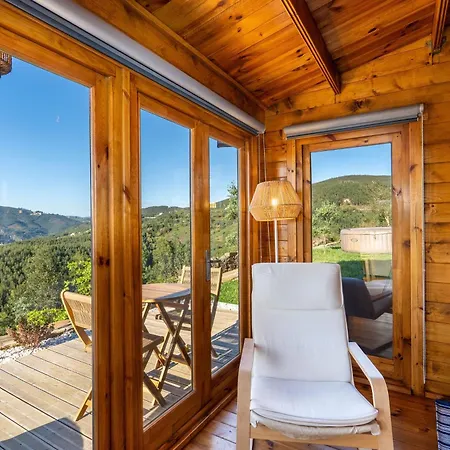 Hébergement de vacances Wood House Amazing View Douro *