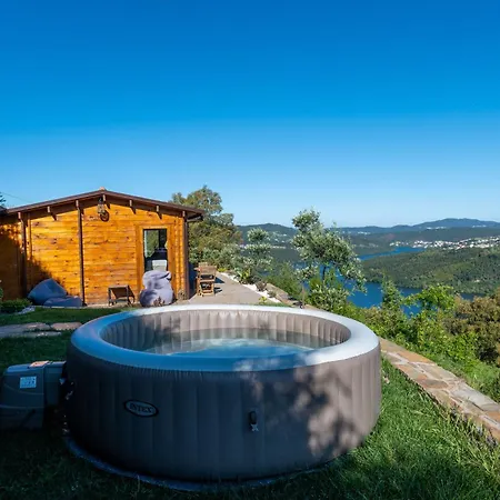 Dom wakacyjny Wood House Amazing View Douro Raiva