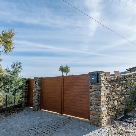 Дом отдыха Wood House Amazing View Douro
