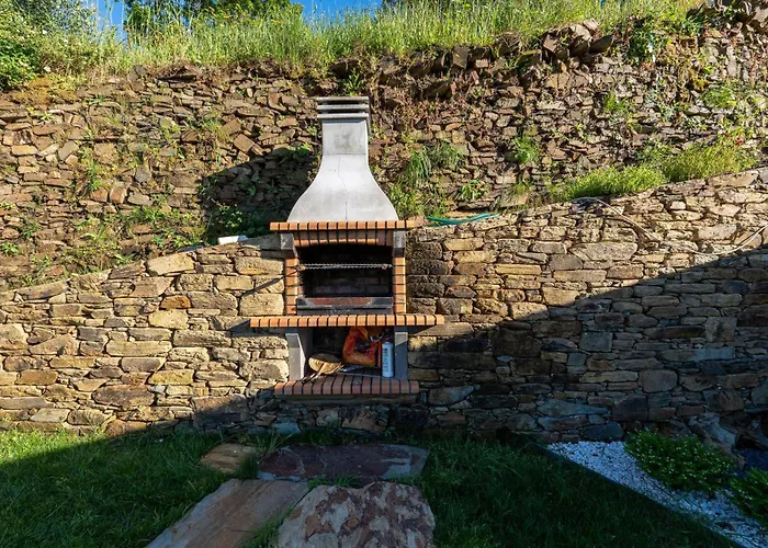 Wood House Amazing View Douro Ferienhaus