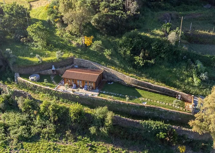 Wood House Amazing View Douro Ferienhaus *